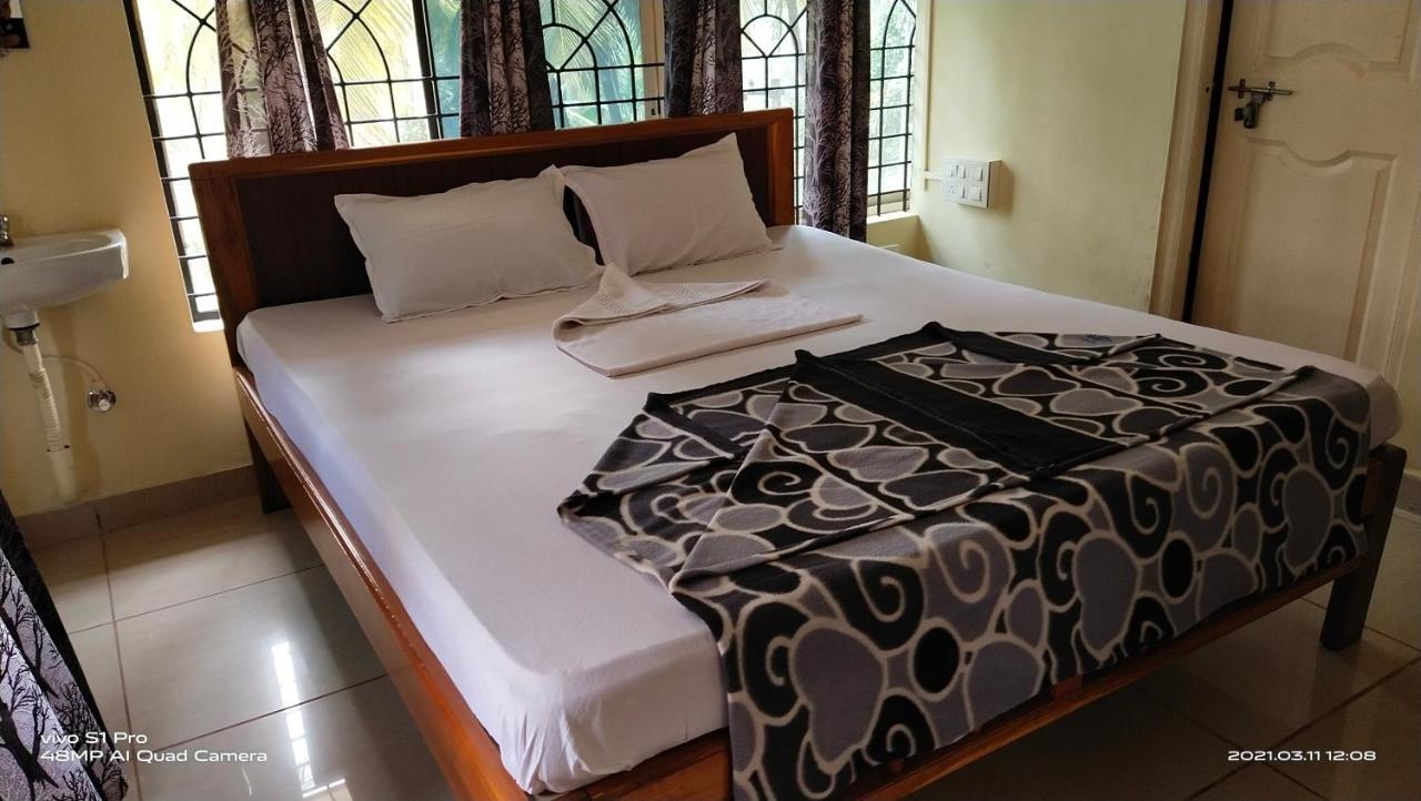 Shree Manjushree Residency Hotel Удупи Екстериор снимка